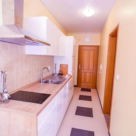 Appartement In Goles Makarska *